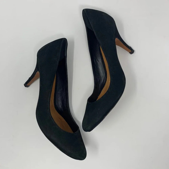 Schutz Black Suede Closed Toe Classic Pumps Heels - Picture 1 of 8